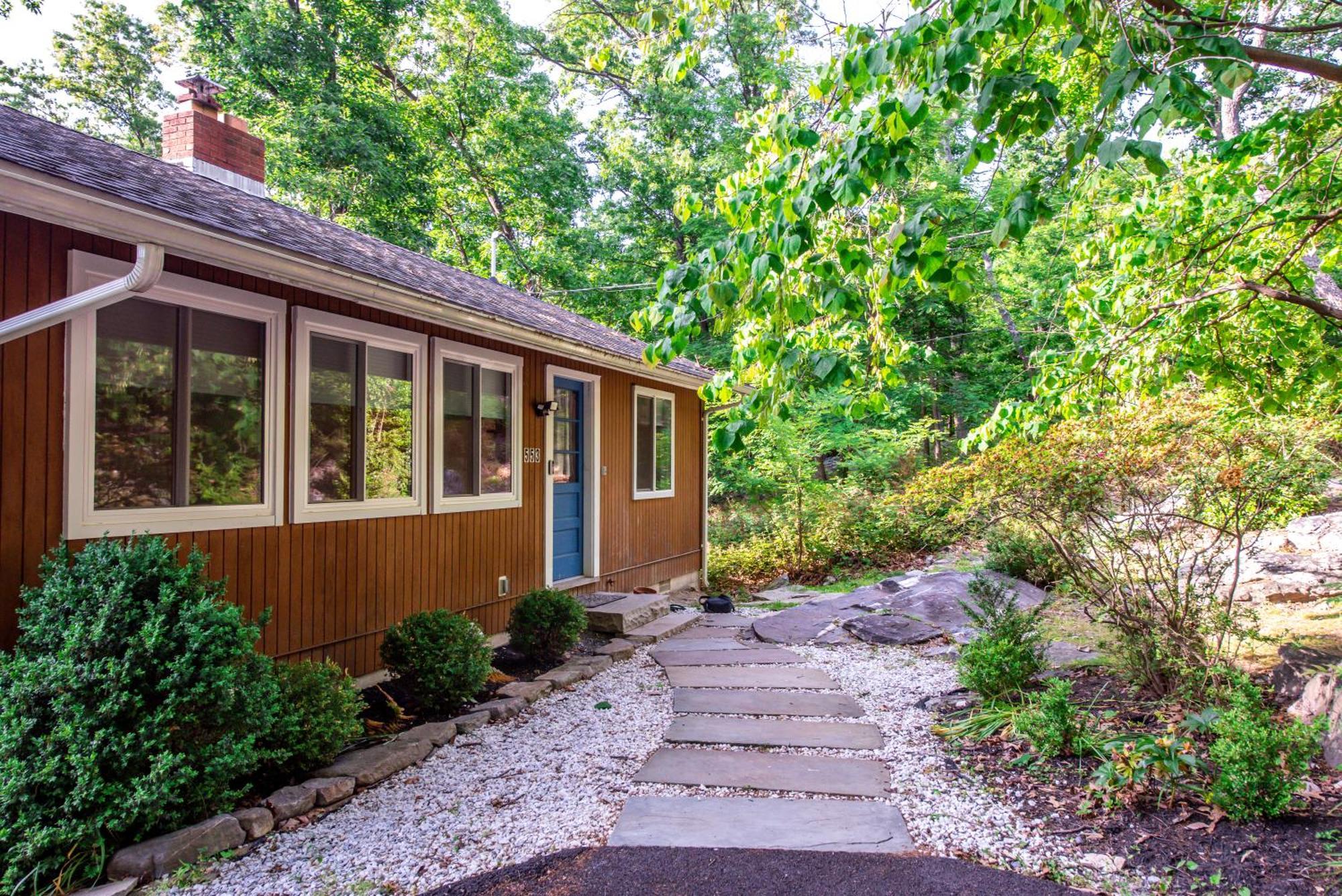 Family Friendly Mountain Cabin With Steam Shower Villa Harpers Ferry Eksteriør billede